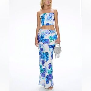 Elegant Blue Floral Skirt Set